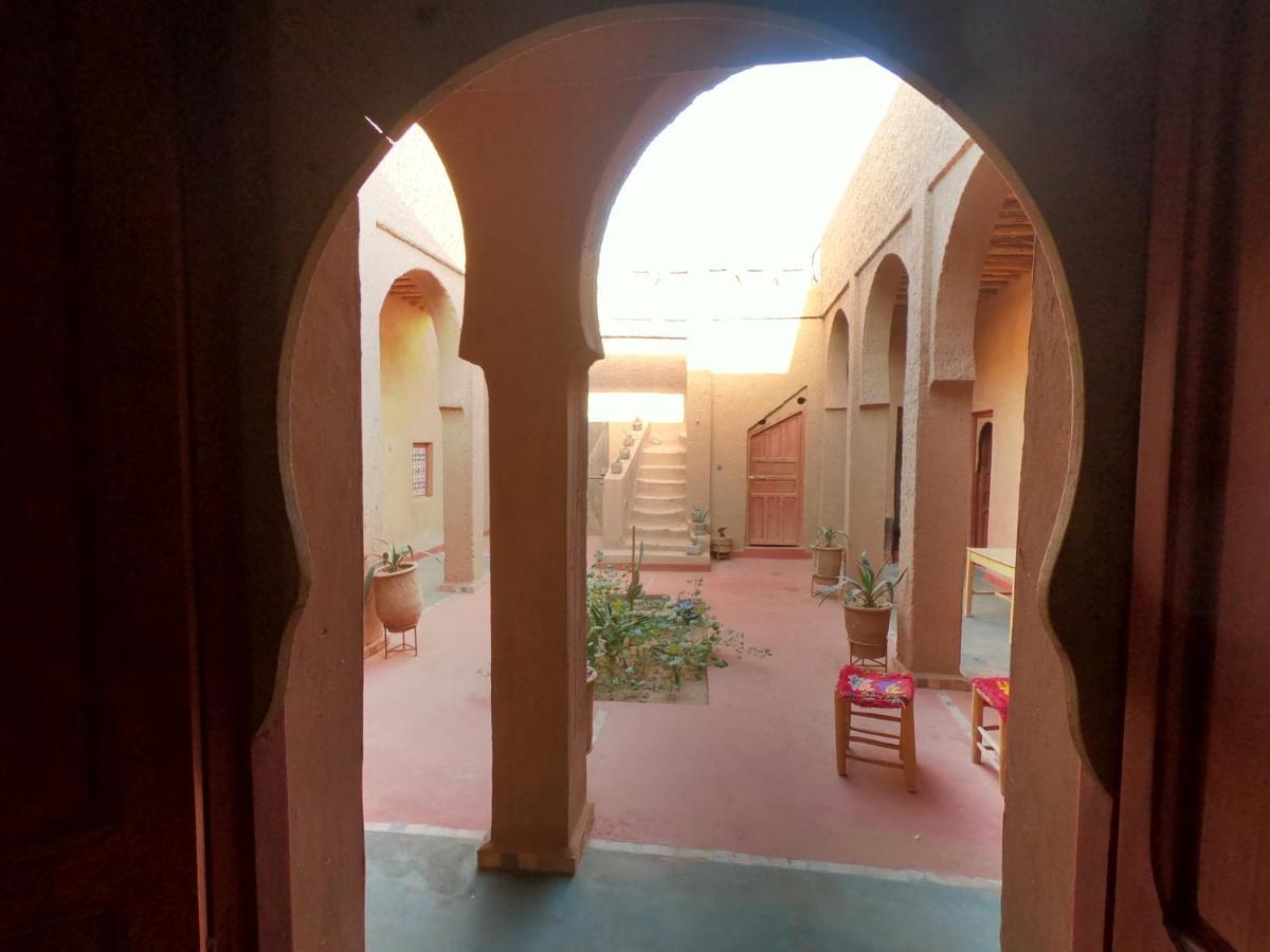 Authentic Riad & Activities Erg M'Hamid El Ghizlane Extérieur photo
